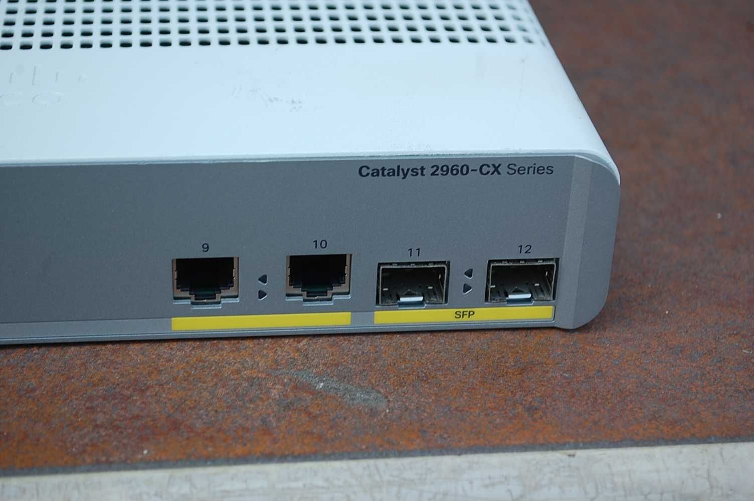 Switch WS-C2960CX-8TC-L Compact Switch