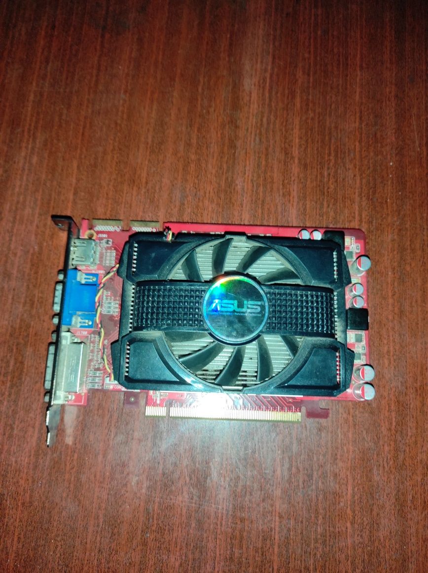 Видеокарта asus Radeon hd 5670