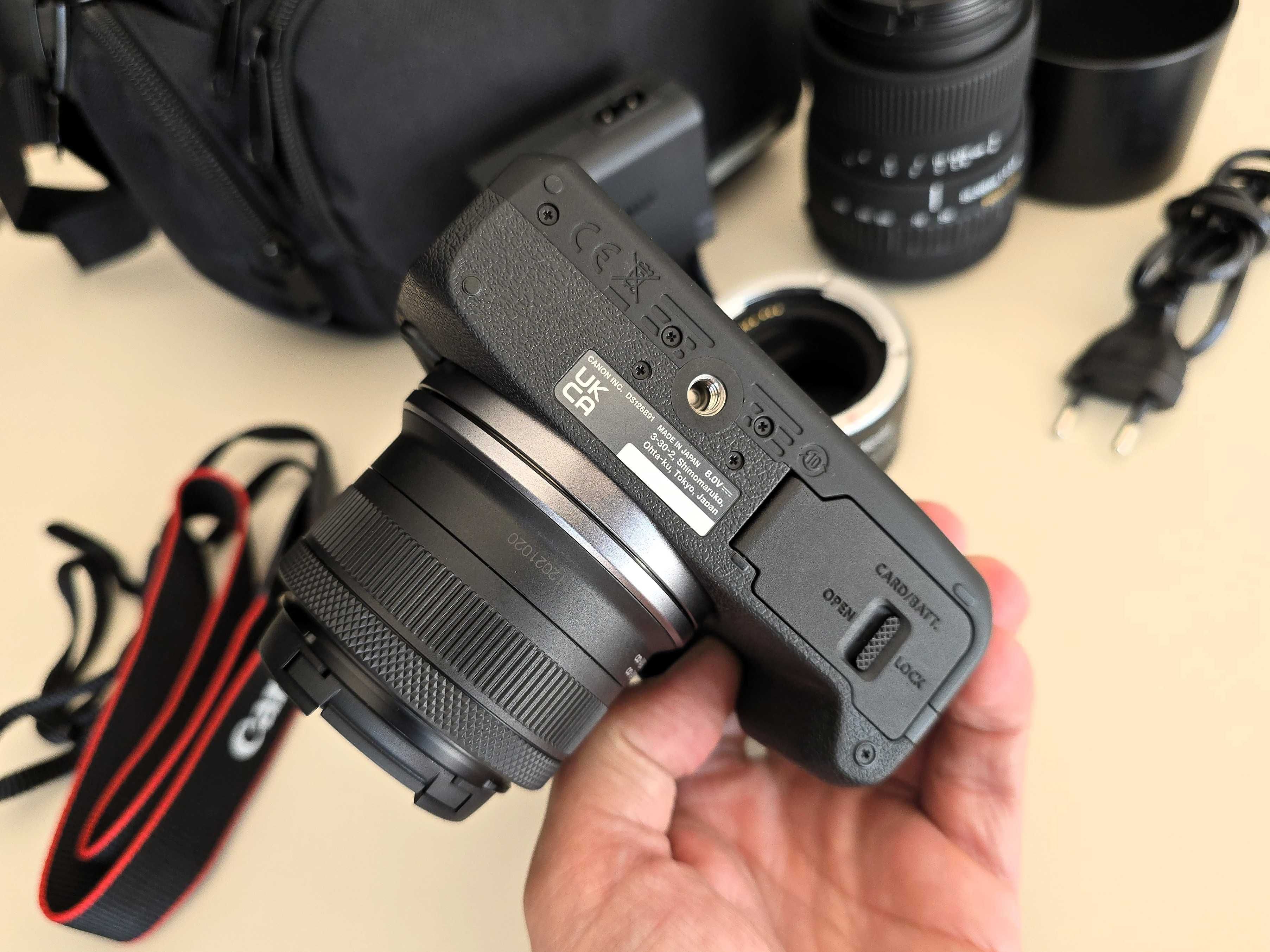 Kit Completo de Câmera Canon R100 com Lente 18-45mm - Como Nova!