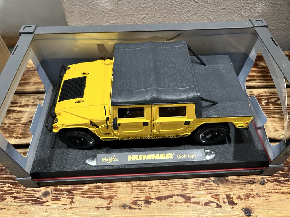 Hummer Maisto 1/18