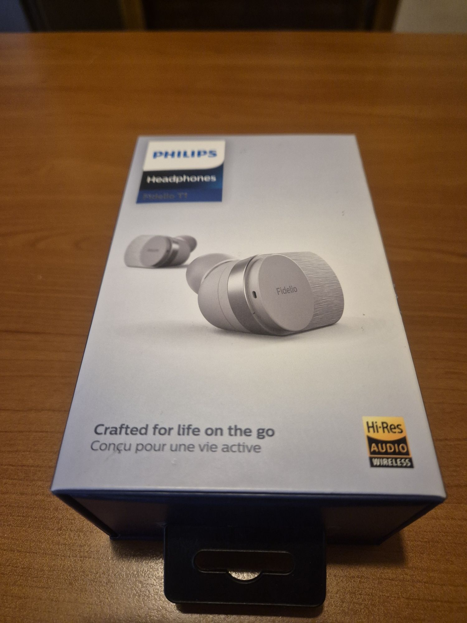 Наушники Philips Fidelio T1