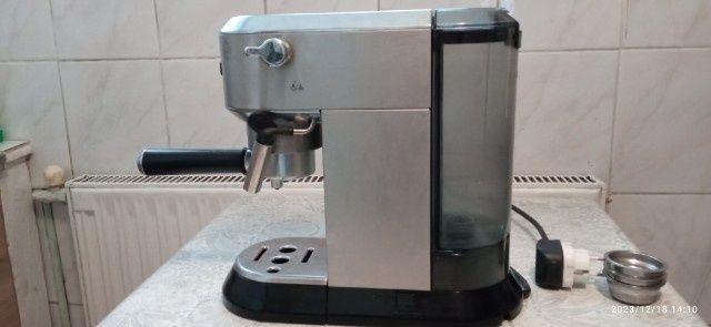 Ekpres DeLonghi EC885.BGE