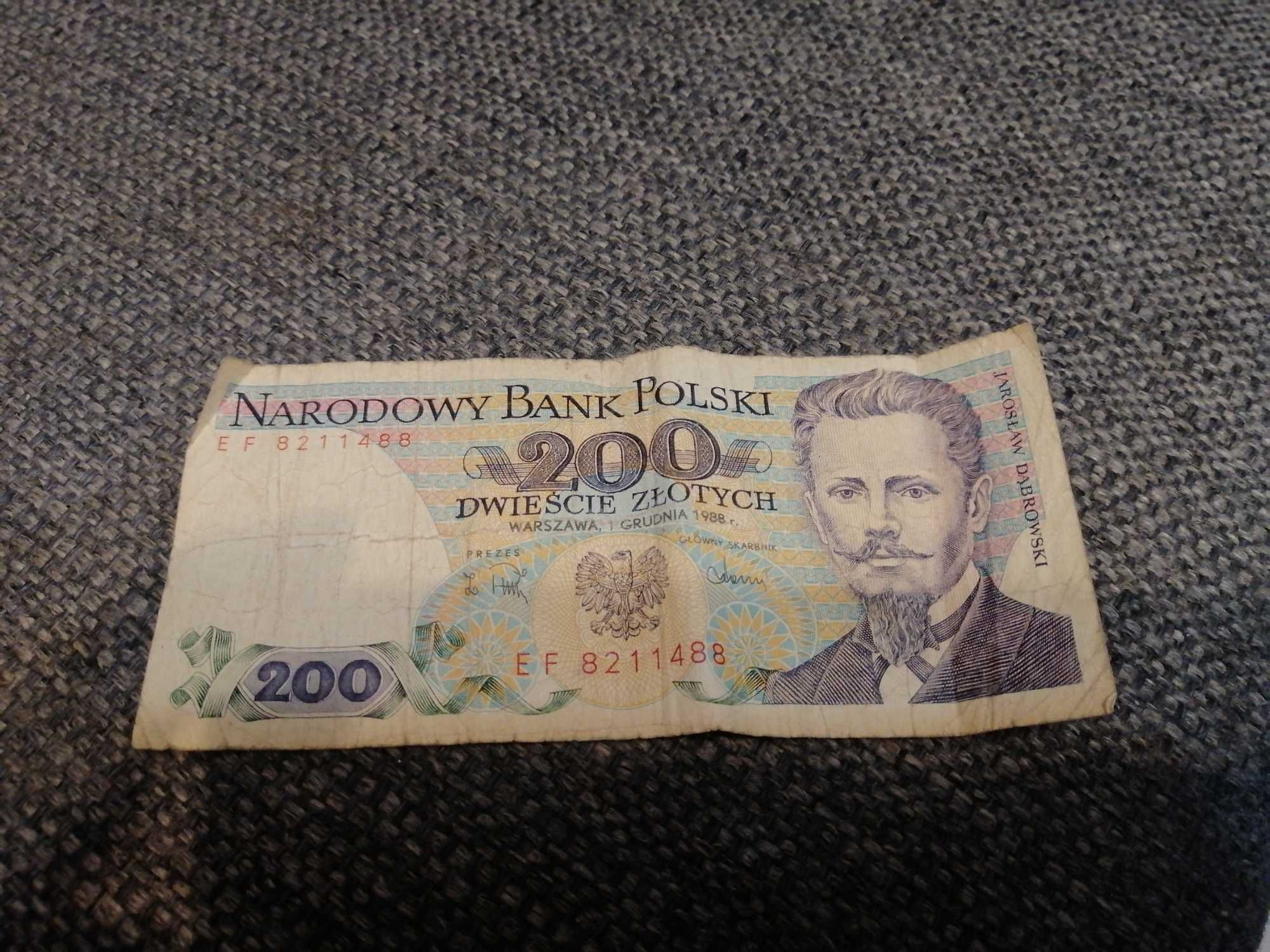 Banknot 200 zł z 1.12.1988 r.