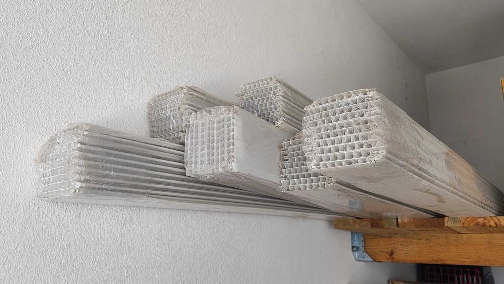 Revestimento de parede Dumapan em PVC branco 10x260 cm - 6 embalagens