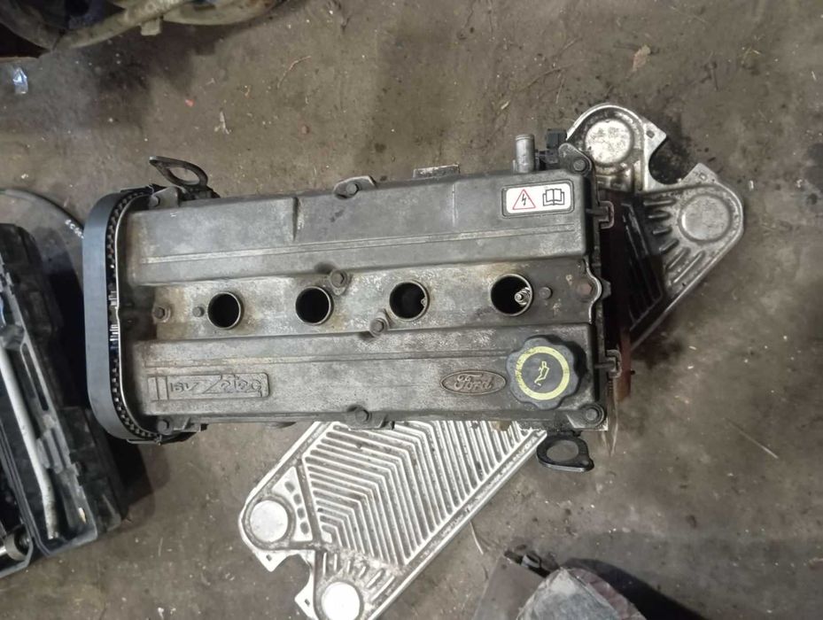 Головка блоку цилидров , ГБЦ FORD ESCORd zetec 1.6 16V 958M-6090-AD