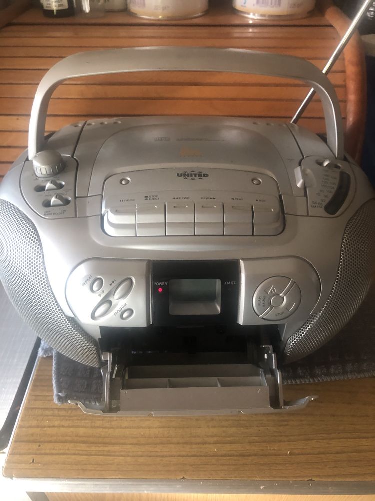 CD player plus radio i odtwarzacz kaset