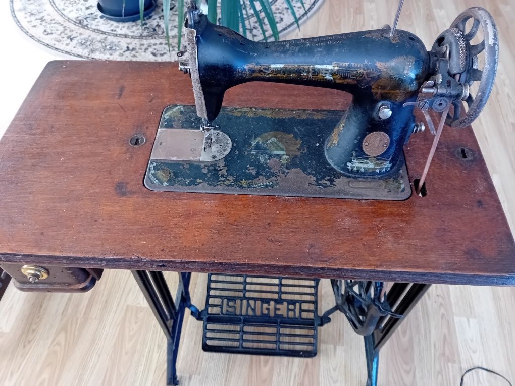Máquina de costura SINGER