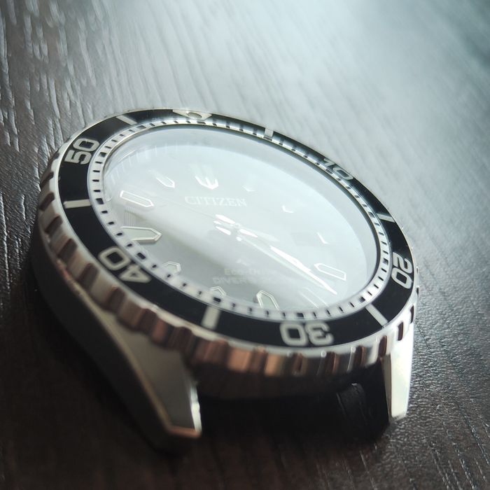 Zegarek CITIZEN Promaster BN0190-15E bogaty zestaw