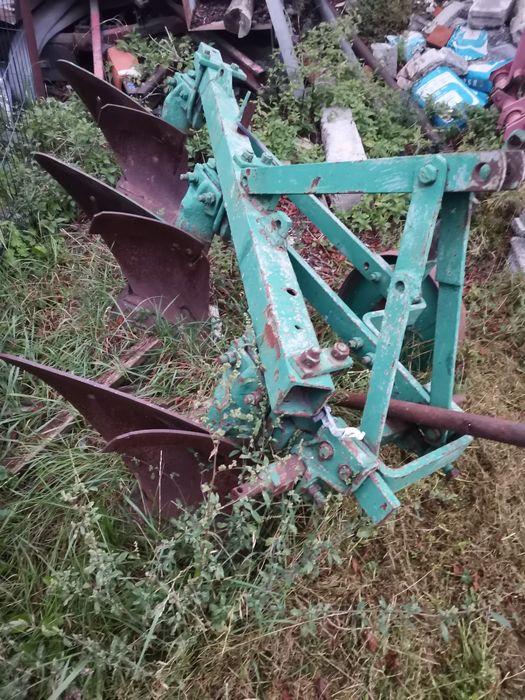 Pług 3 skiby zielony