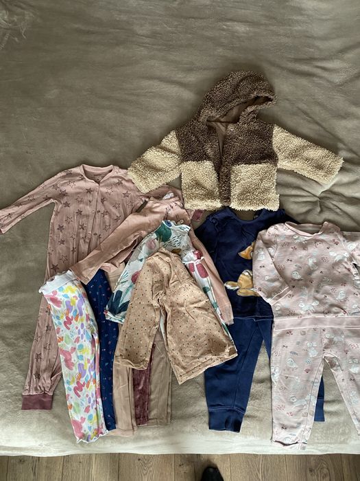 Набір дитячого одягу 12-18 м