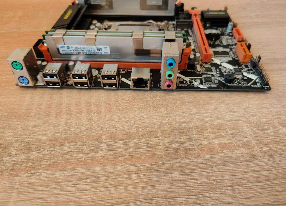 Потужний комплект плата + проц Xeon 16 ядер + 64gb озу M2 Maсhinist