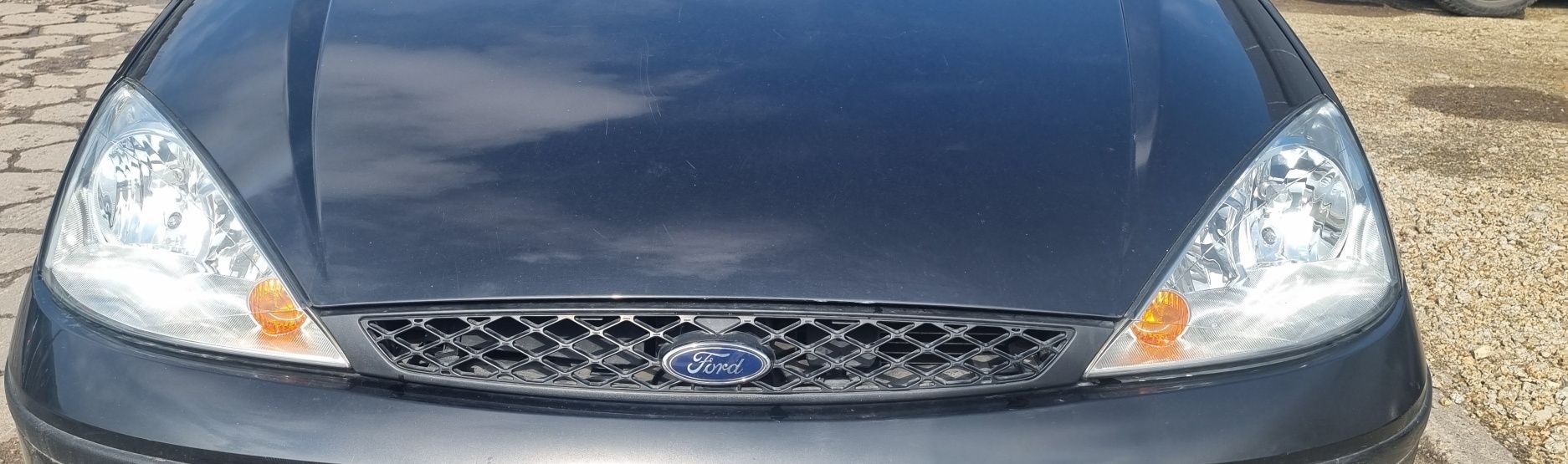 Lampa przód Ford Focus lift