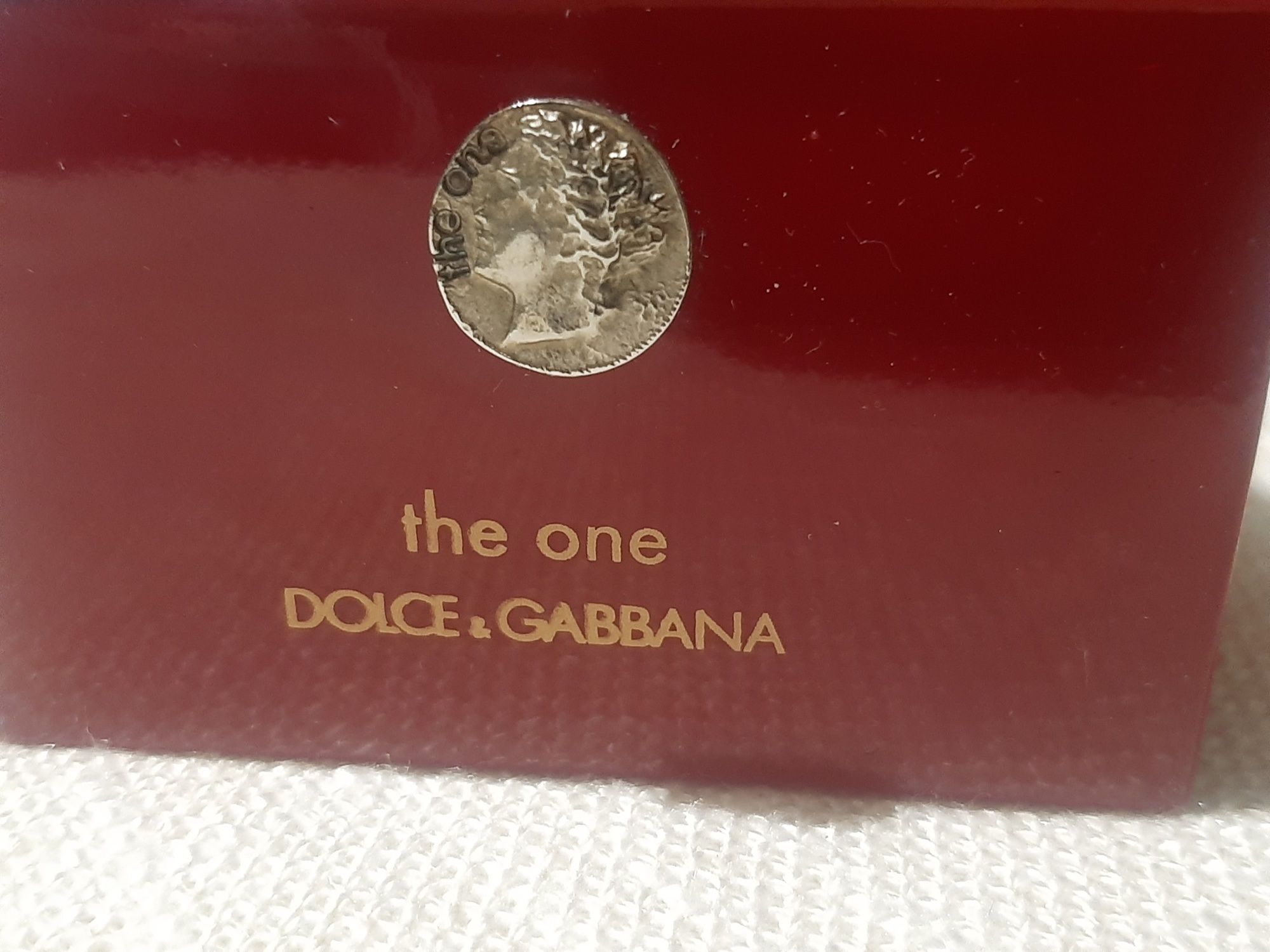 DOLCE & GABBANA. Женская парфюмерия. Духи. Туалетная вода