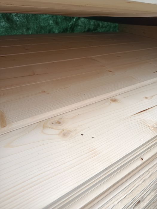 Deska elewacyjna, podbitka nadbitka pióro wpust