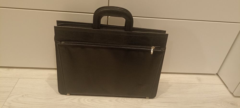 Nowa damska aktówka stojąca+ kieszeń na laptopa