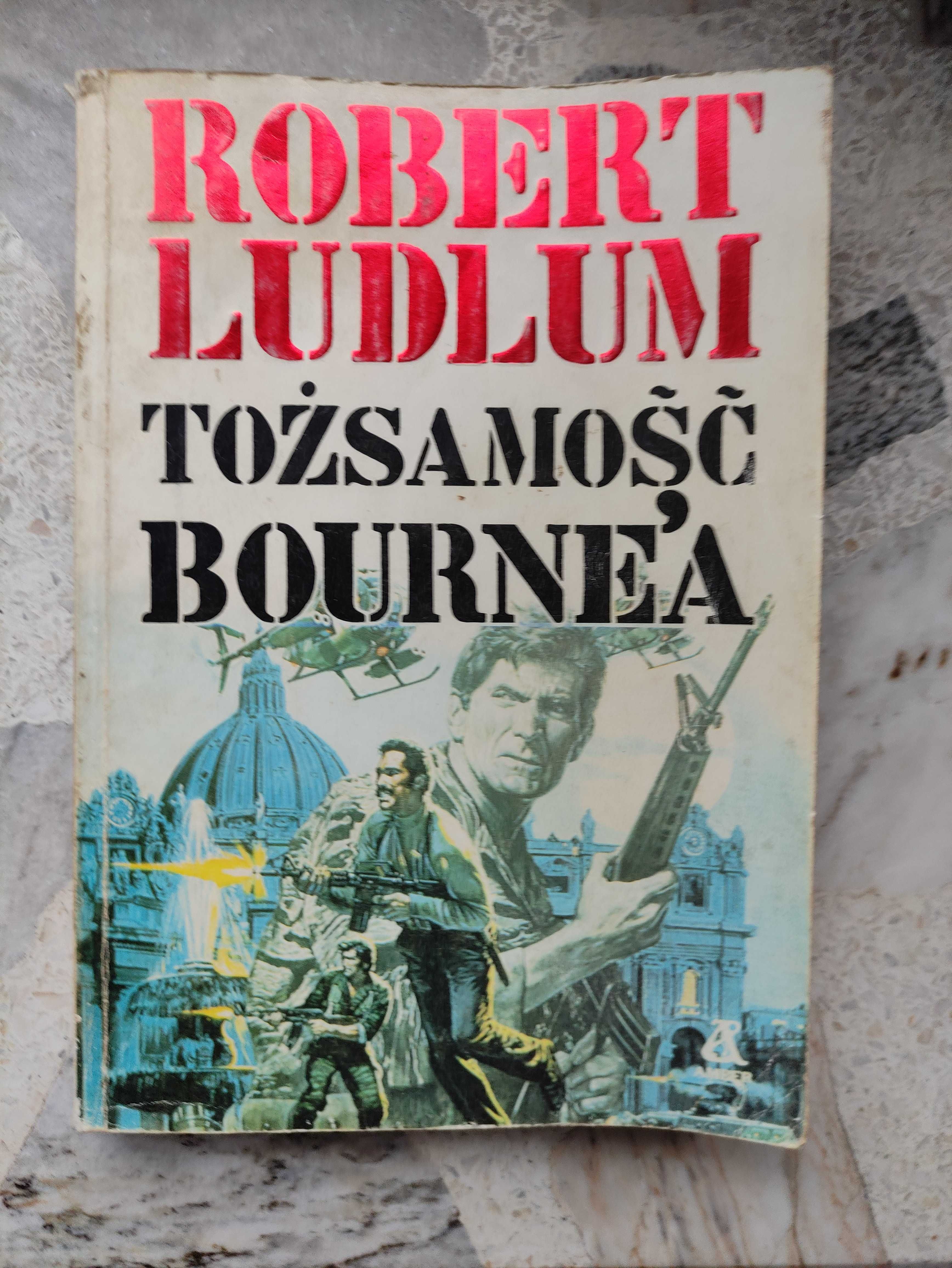 Sprzedam książkę Roberta Ludluma ,,Tożsamość Bournea ".
