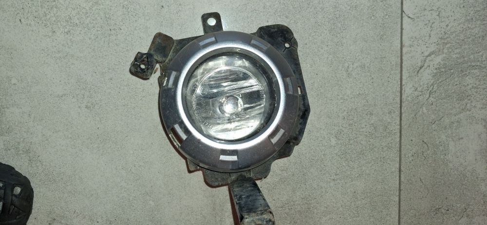 Halogen Mitsubishi L200
