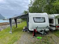 Hobby 420 KB DMC 1350Kg  super stanie