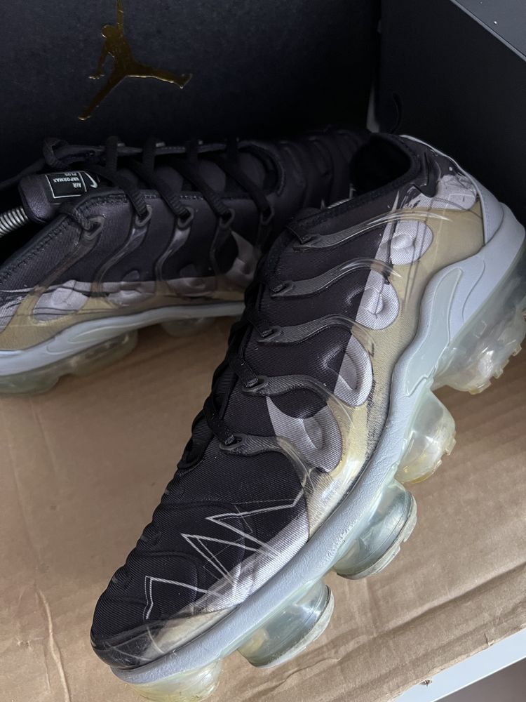 Buty nike vapormax plus tn zoom tw ładne oryginalne bez wad
