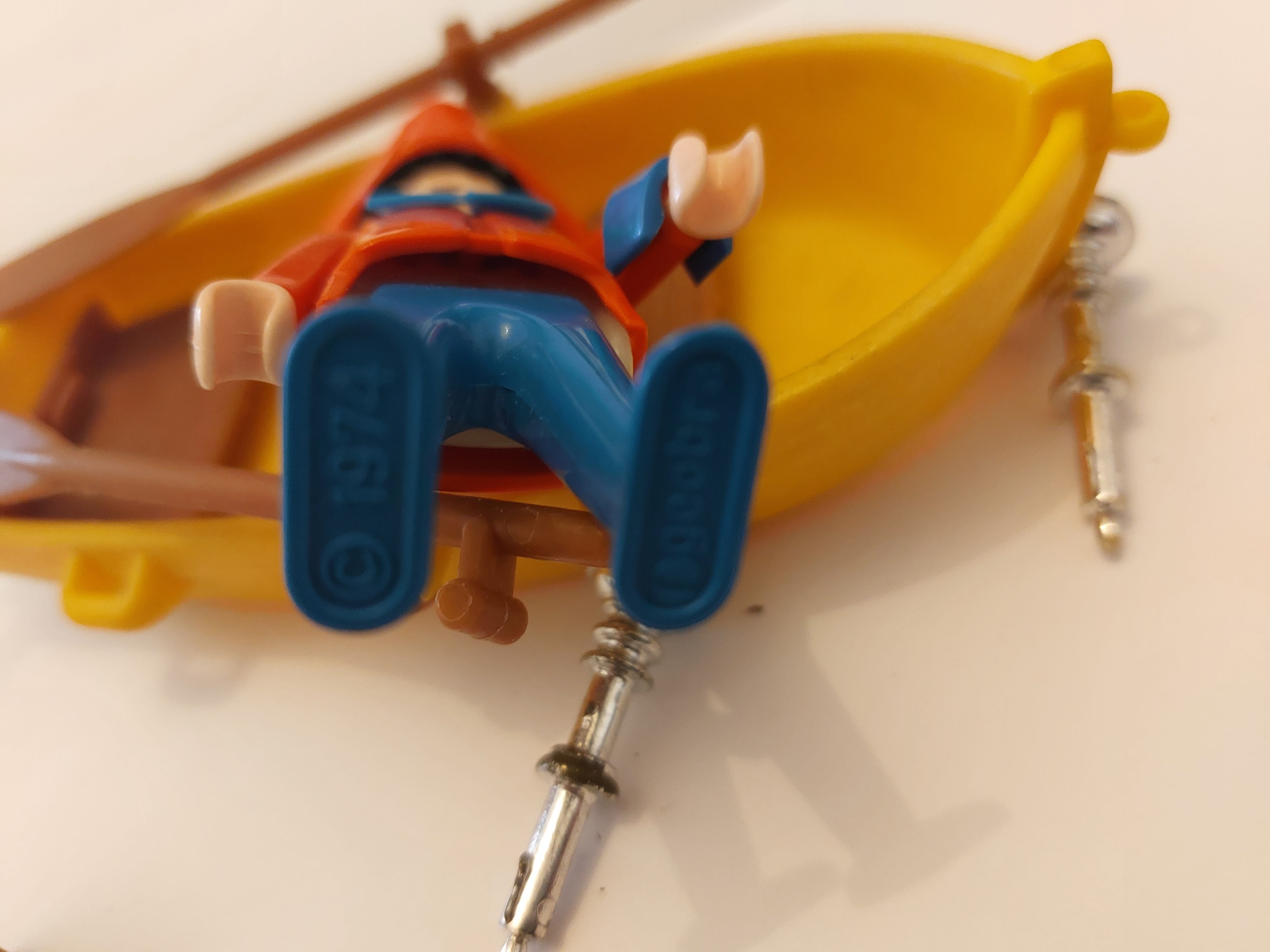 Playmobil Pirata c/ Tesouro e bote