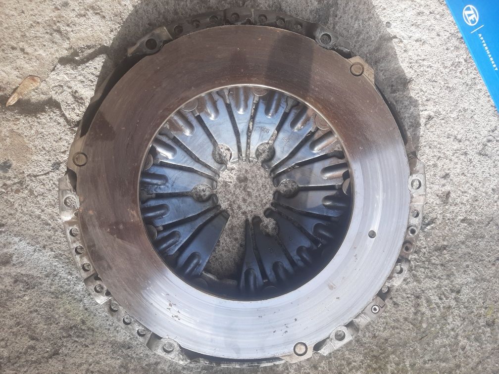 Маховик Sachs 2294001345 та комплект зчеплення Sachs 3000 970 036 бу