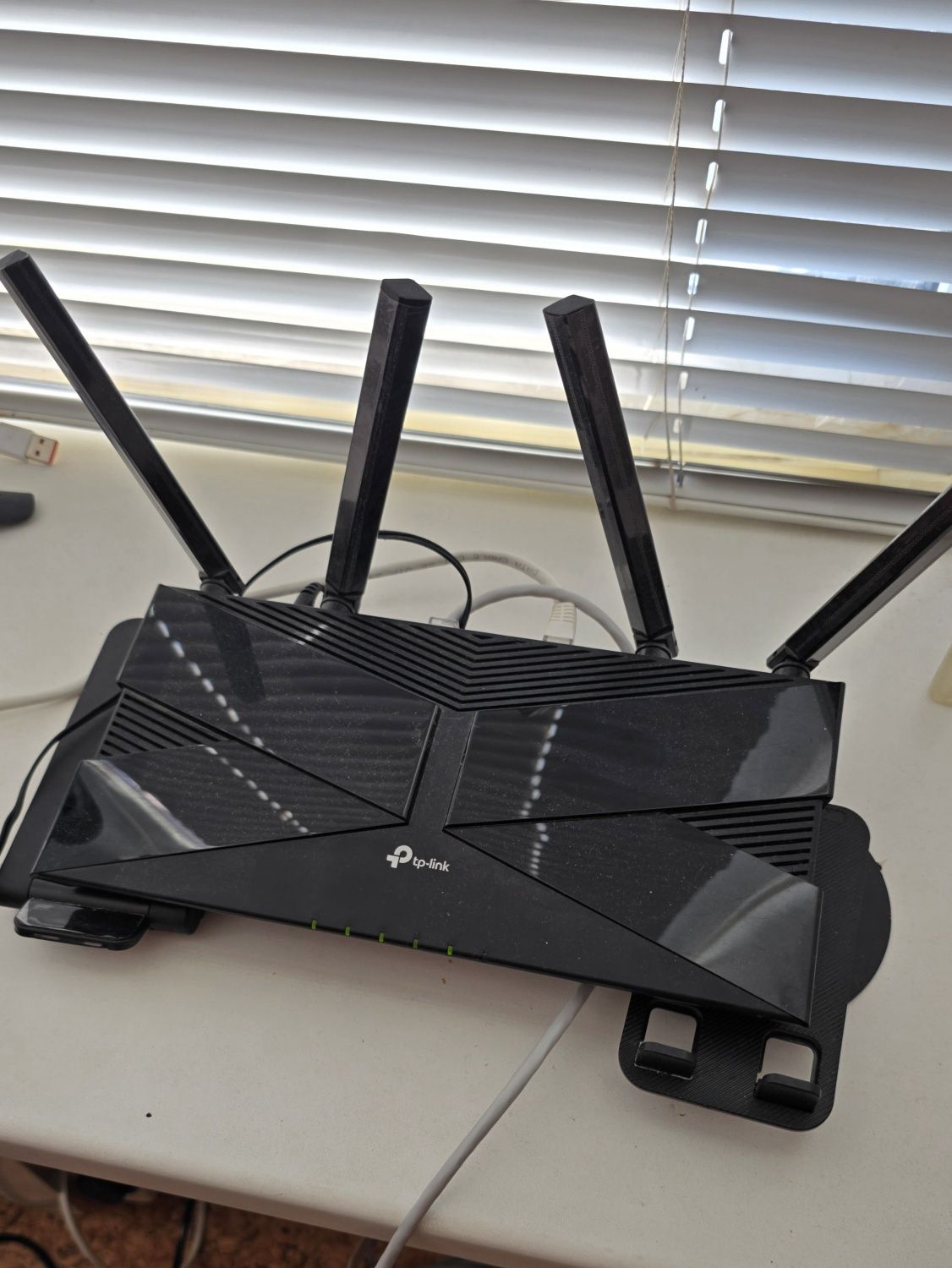 Продам Маршрутизатор TP-LINK Archer AX10