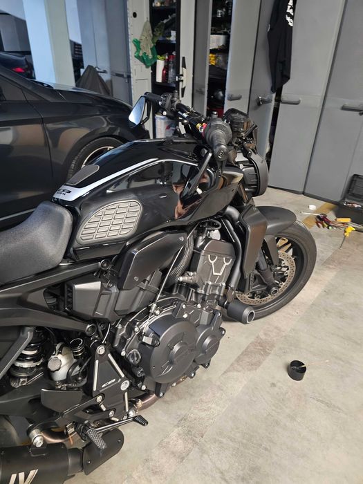 Cb1000r 2024 Nova de Garagem