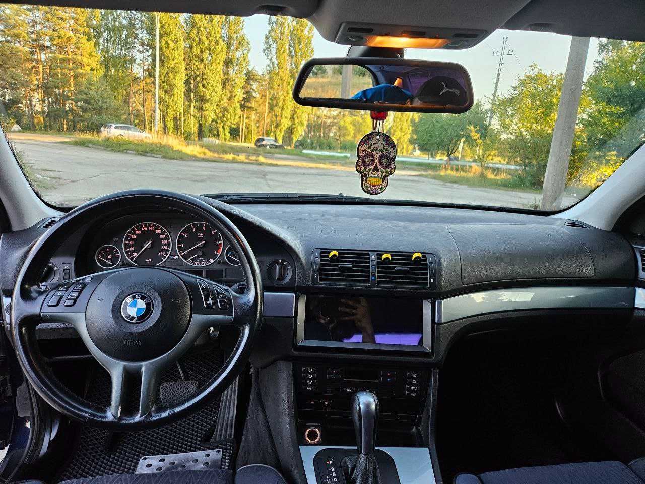 Продам BMW E39 530I