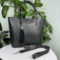 Женская сумка классическая с брелком венчиком Зара черная Zara жіноча