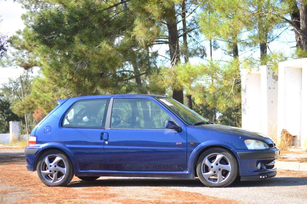 Peugeot 106 GTI de livrete 1.6 16V