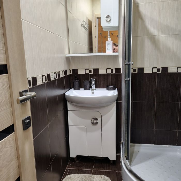 3-кімн.кв на довгострокову оренду. Тесленка 25