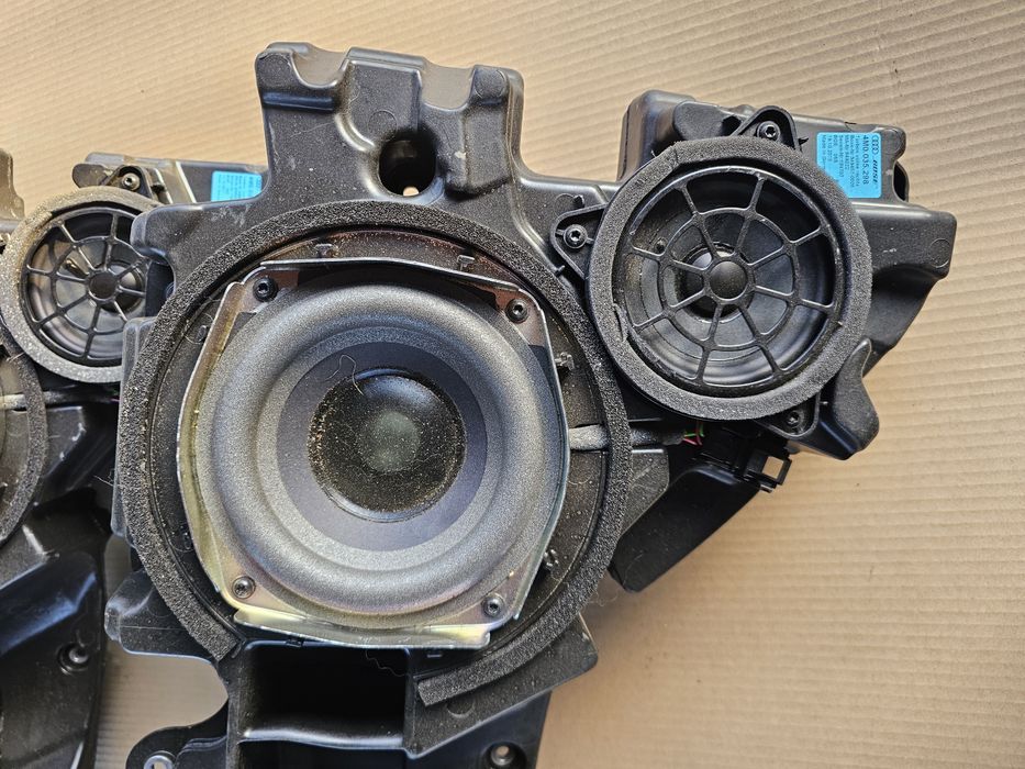 Głośnik drzwi niskotonowy Sub kolumna tuba audi q7 4m bose