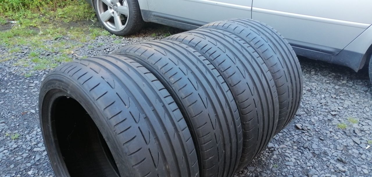 4 opony marki Bridgestone 225/45/18 i 255/40/18