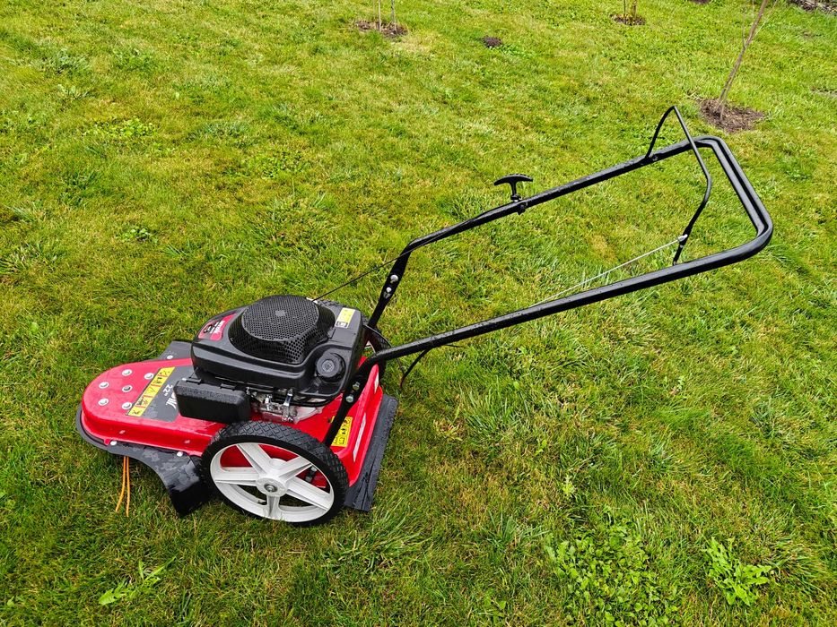 Kosiarka spalinowa żyłkowa MTD WST 5522 pojemność 159cc