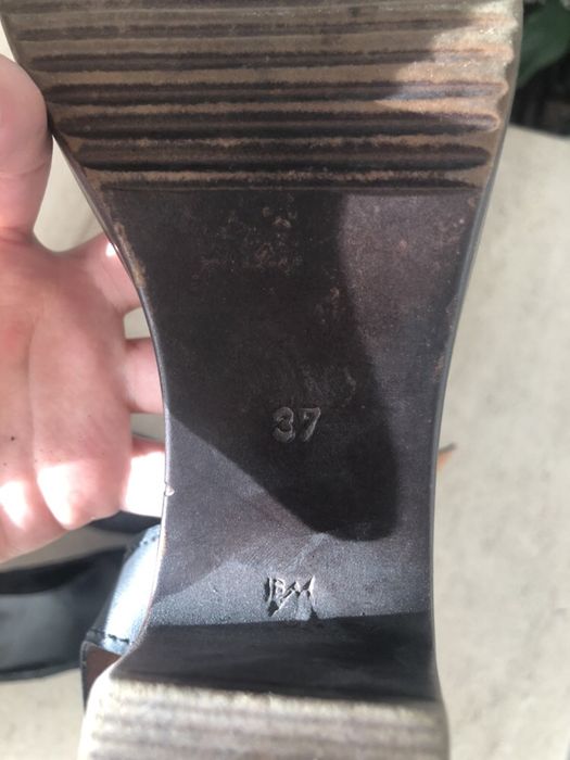 Sandálias em pele, Tam 37 - OFERTA DE PORTES!