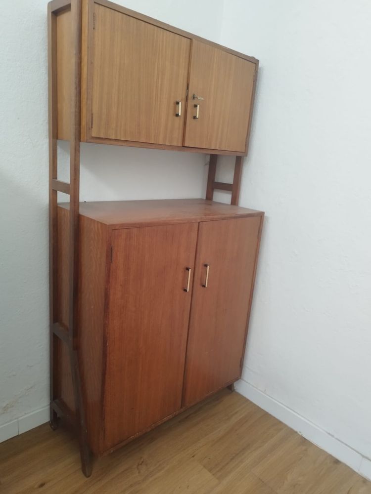 Móveis de farmácia