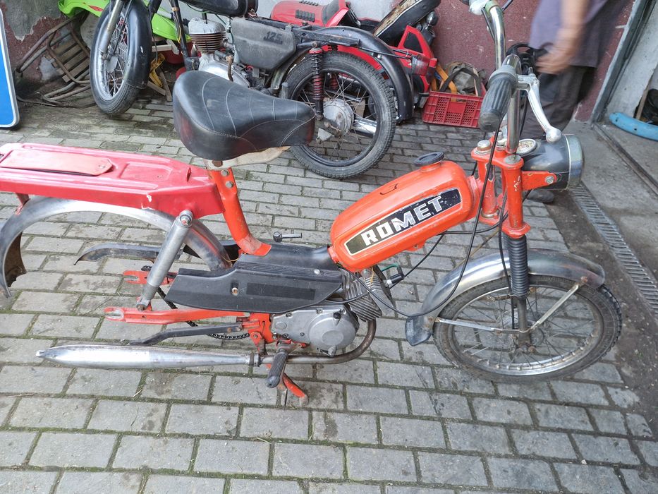 Części romet kadet osłona silnik 023 lagi koło Bak motorynka pony m2