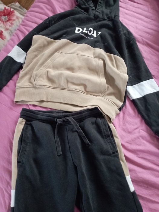 Костюм.  146  на 11 рочків