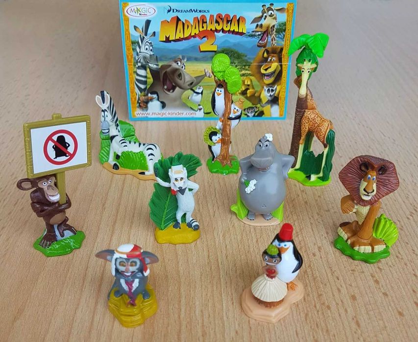 Lote Nº3 Kinder Bonecos