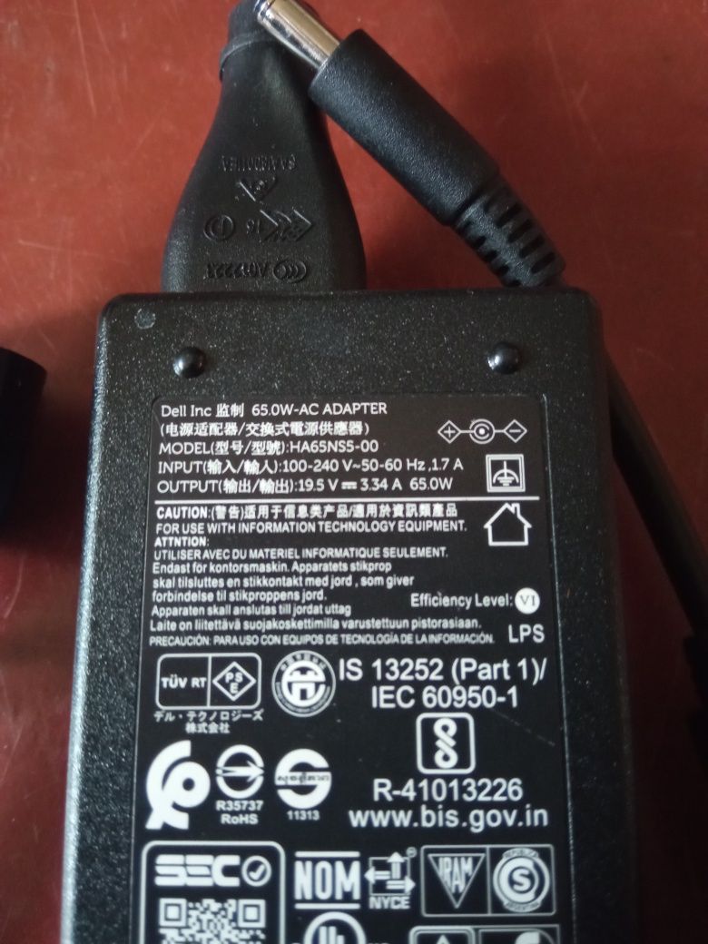 Блок питания Dell 65W