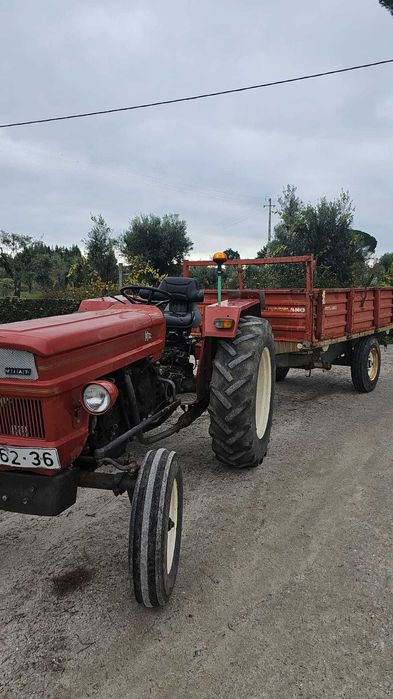 Trator Fiat 420 frese, caixa