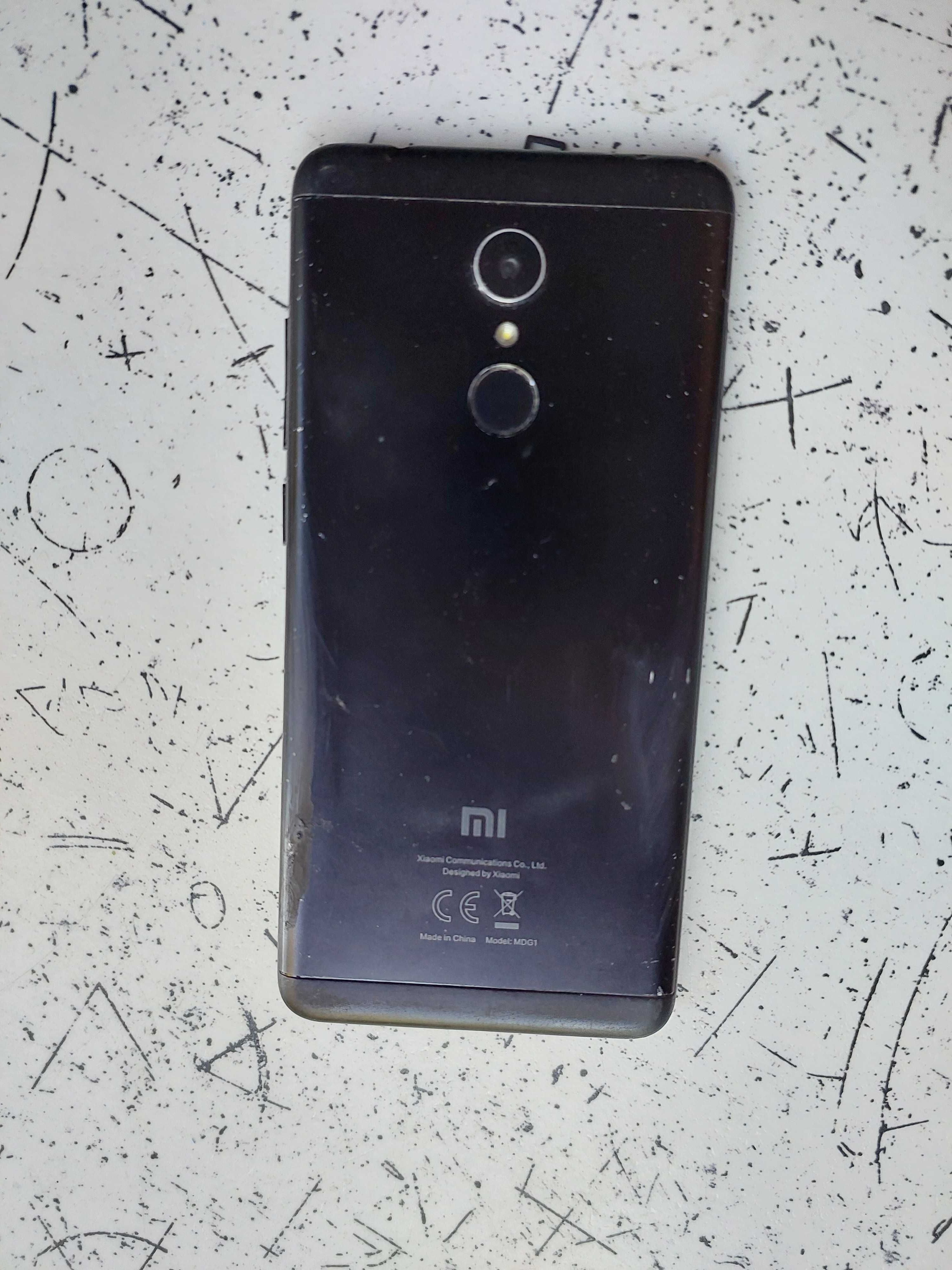 смартфон Xiaomi Redmi  5 3/32