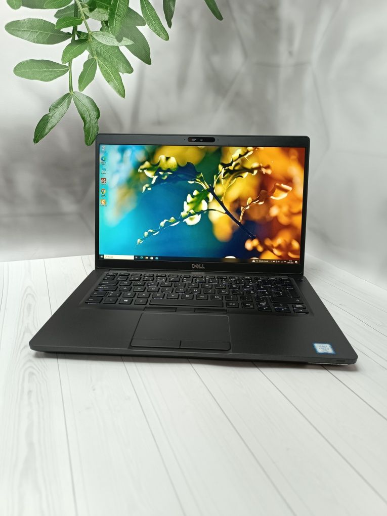 Ноутбук Dell Latitude 5400/i5-8365U/8 ГБ DDR4/SSD 256/14.0" IPS