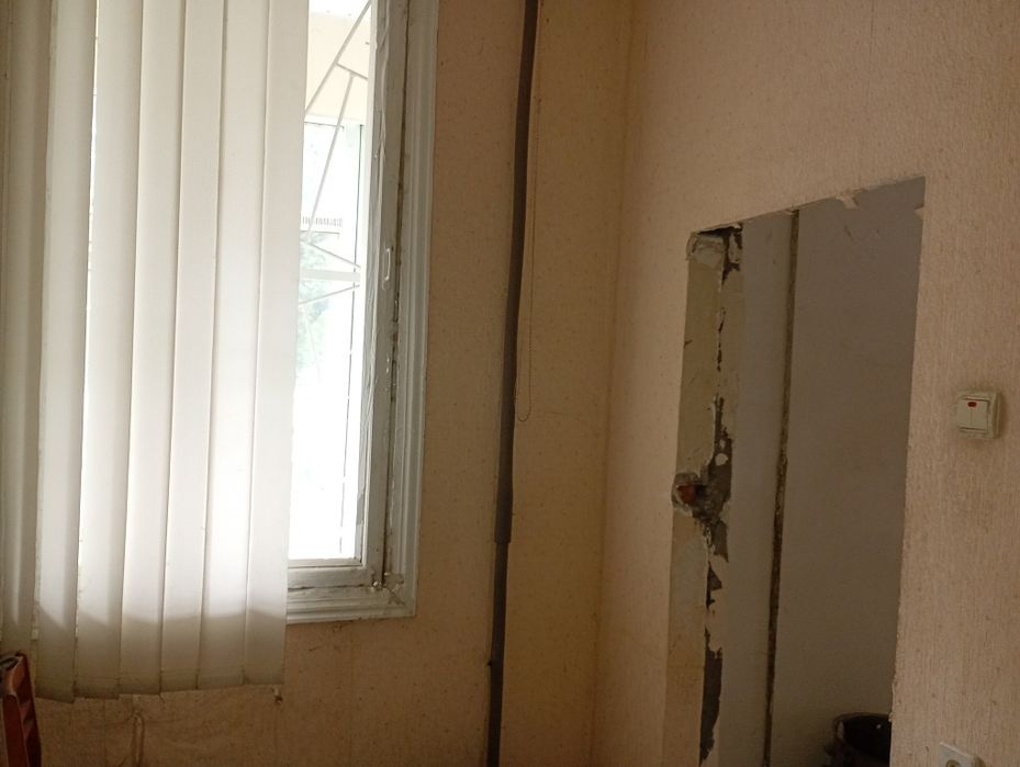 Продаж фасадного приміщення