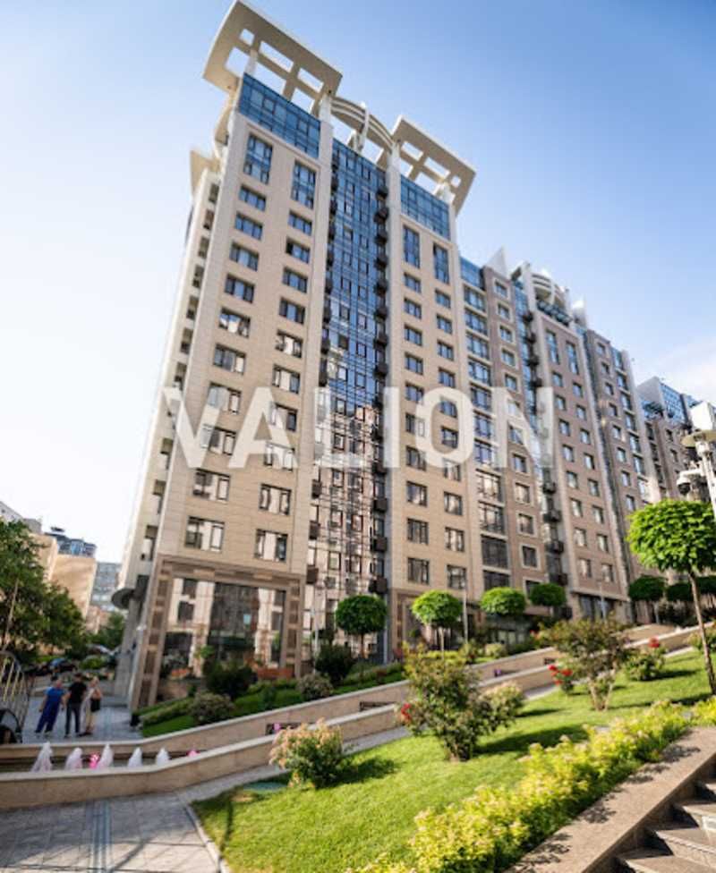 Продаж 2к квартири в ЖК "Бульвар Фонтанів" Саперне Поле  палац Україна