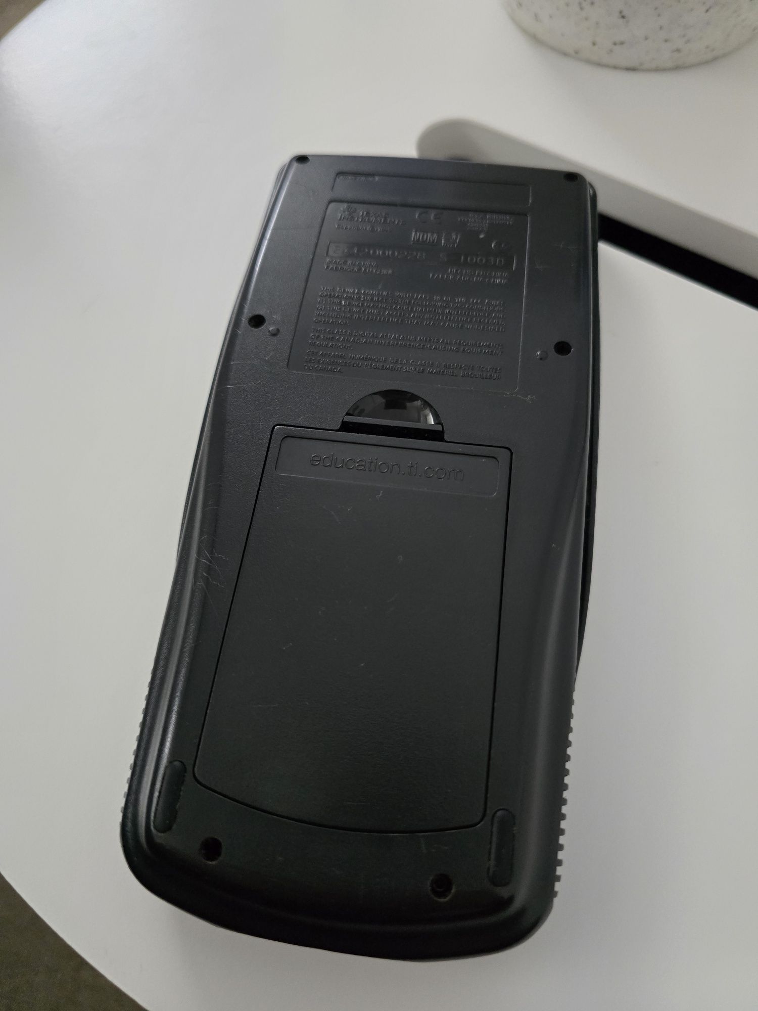 Calculadora Gráfica Texas Instruments TI-83 Plus