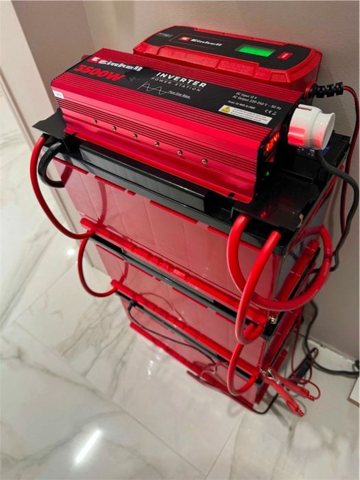 Зарядна станція для квартири-резервне живлення 220 V | Німечина |