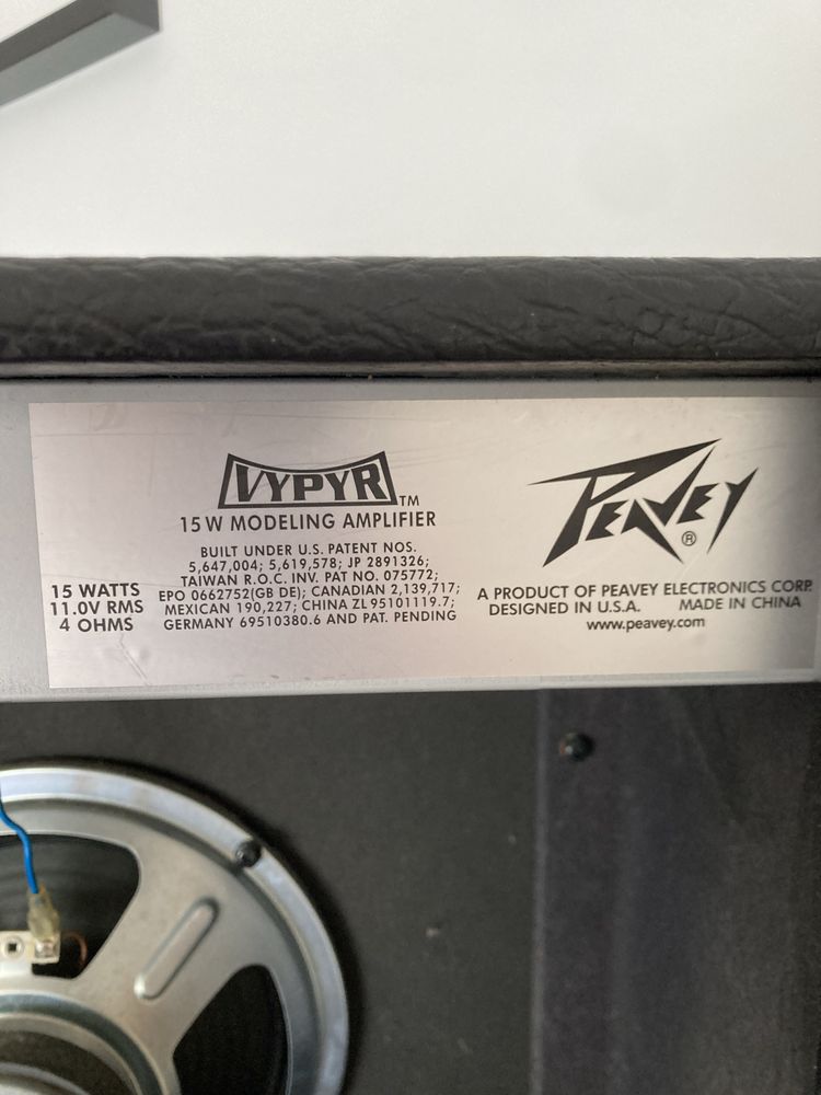 Peavey VYPYR 15w Guitar Amp