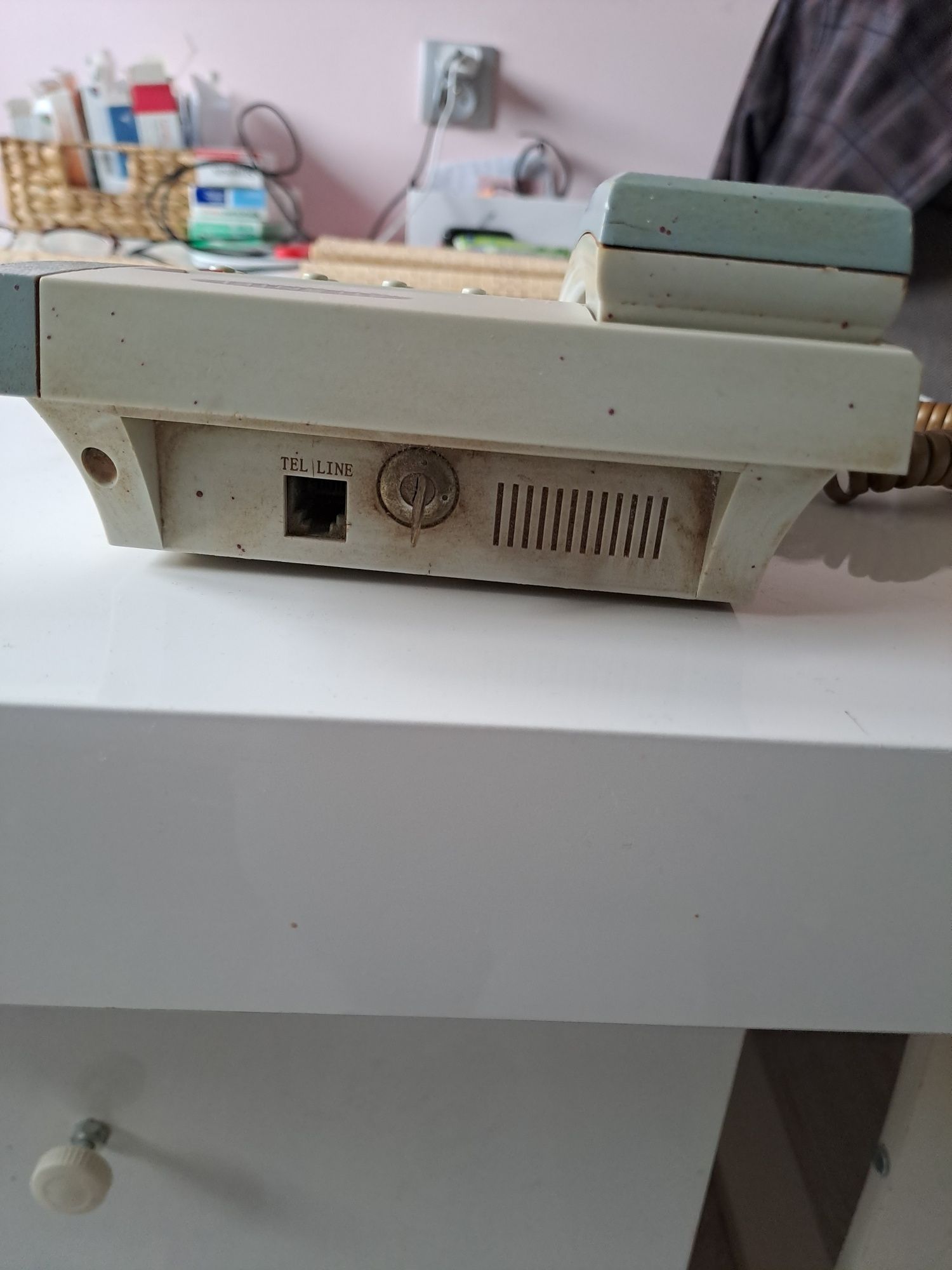 Telefon stacjonarny