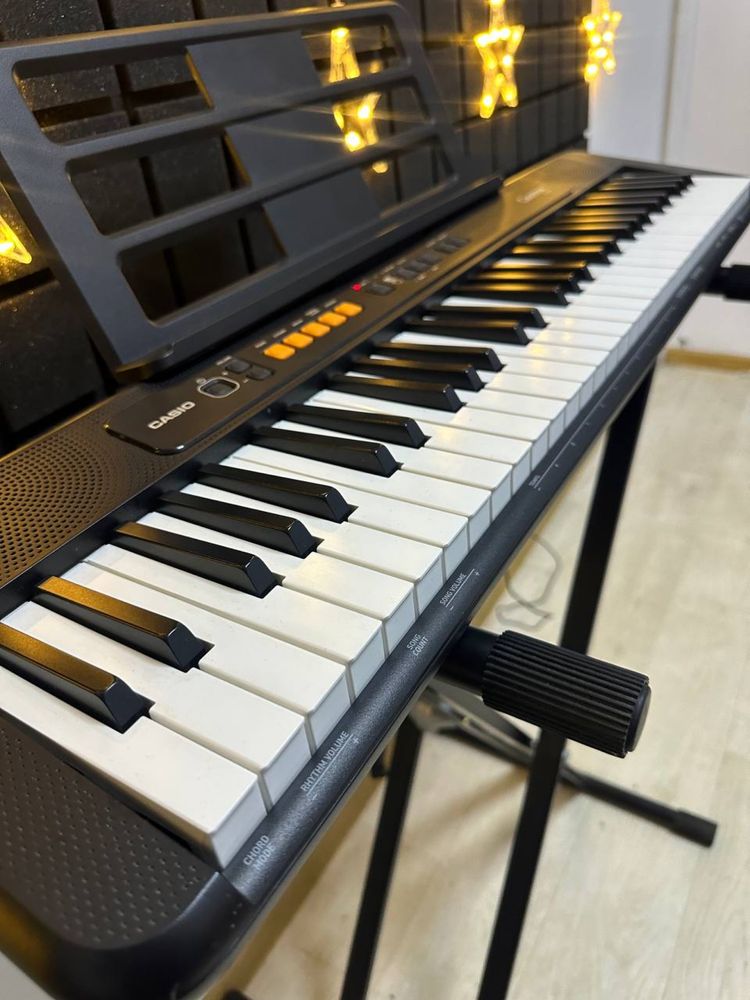 Синтезатор CASIO крута модель!!! Цифрове піаніно, клавіши!!!